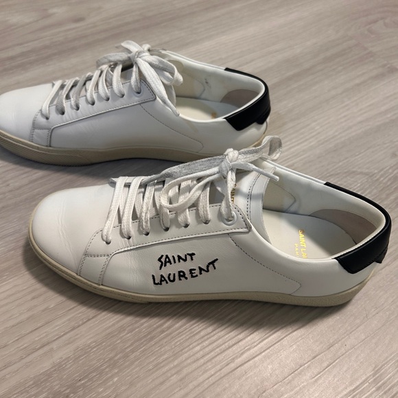 Saint Laurent Shoes - Woman sneakers